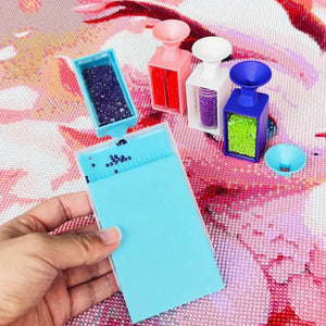 Bakker til diamond paint med tragt og låg til nem opbevaring.