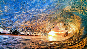 Diamond painting af en kæmpebølge med solen i baggrund.