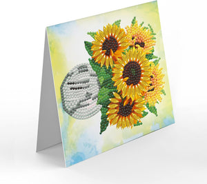 Diamond painting kort med gul solsikkebuket. Kortet foldes sammen til kvadrat.