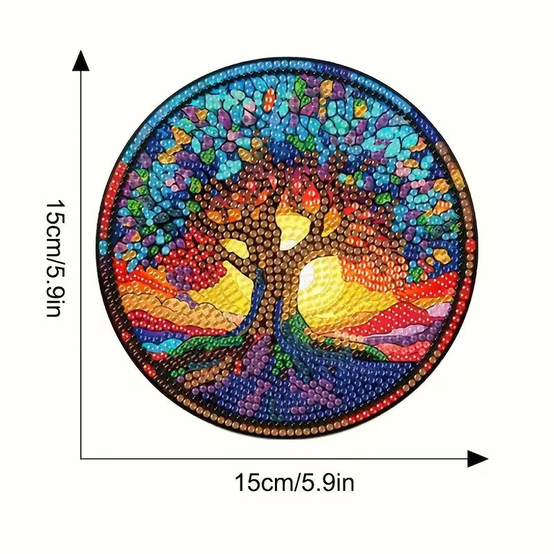 Diamond painting bordskånere. 4 stk med træer. Mål: 15 cm i diameter.