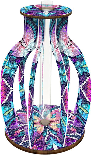 Diamond painting vase med glascylinder. Mandalamønster i lilla, blå og pink.