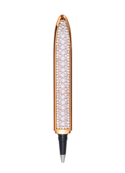 Vackra metallpennor med diamantdetaljer