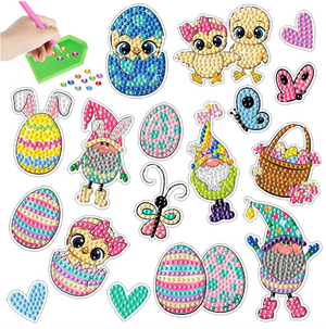 Diamond paint påskeklistermærker.
Mange små forskellige klistermærker med påskemotiver af bla. Påskeæg, sommerfugle og påskekyllinger.